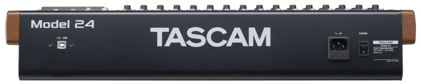 TASCAM 發(fā)布 Model 24 數字多軌錄音機